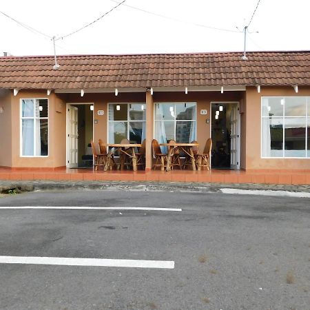 Condo Villa B27 Sleeps Five People - B28 Sleeps Six People - Price Includes Housekeeping Fees Not Taxes - Very Close To The Pool And Beach! Jacó Zewnętrze zdjęcie