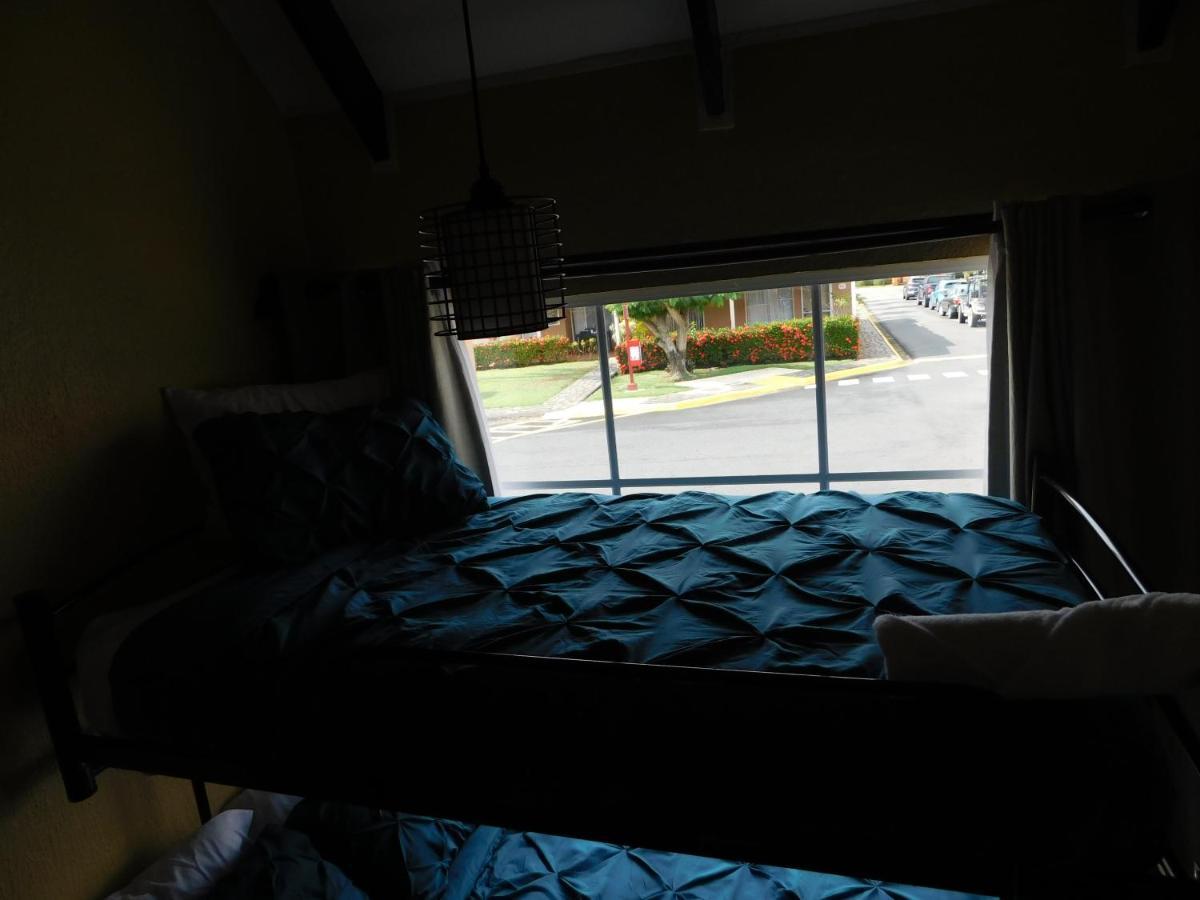 Condo Villa B27 Sleeps Five People - B28 Sleeps Six People - Price Includes Housekeeping Fees Not Taxes - Very Close To The Pool And Beach! Jacó Zewnętrze zdjęcie