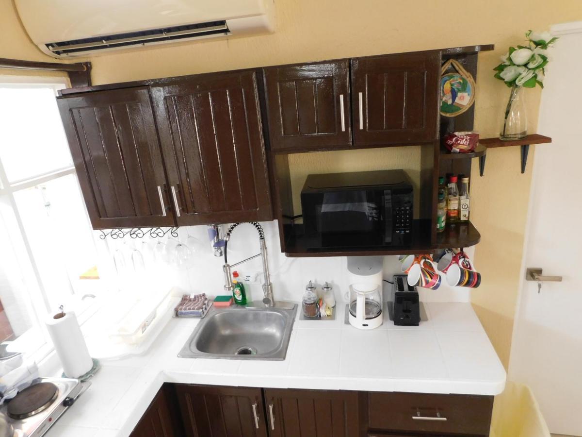 Condo Villa B27 Sleeps Five People - B28 Sleeps Six People - Price Includes Housekeeping Fees Not Taxes - Very Close To The Pool And Beach! Jacó Zewnętrze zdjęcie